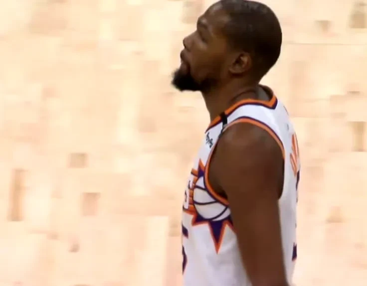 快船绝杀时刻,步行者点燃赛场,杜兰特迎来胜利!