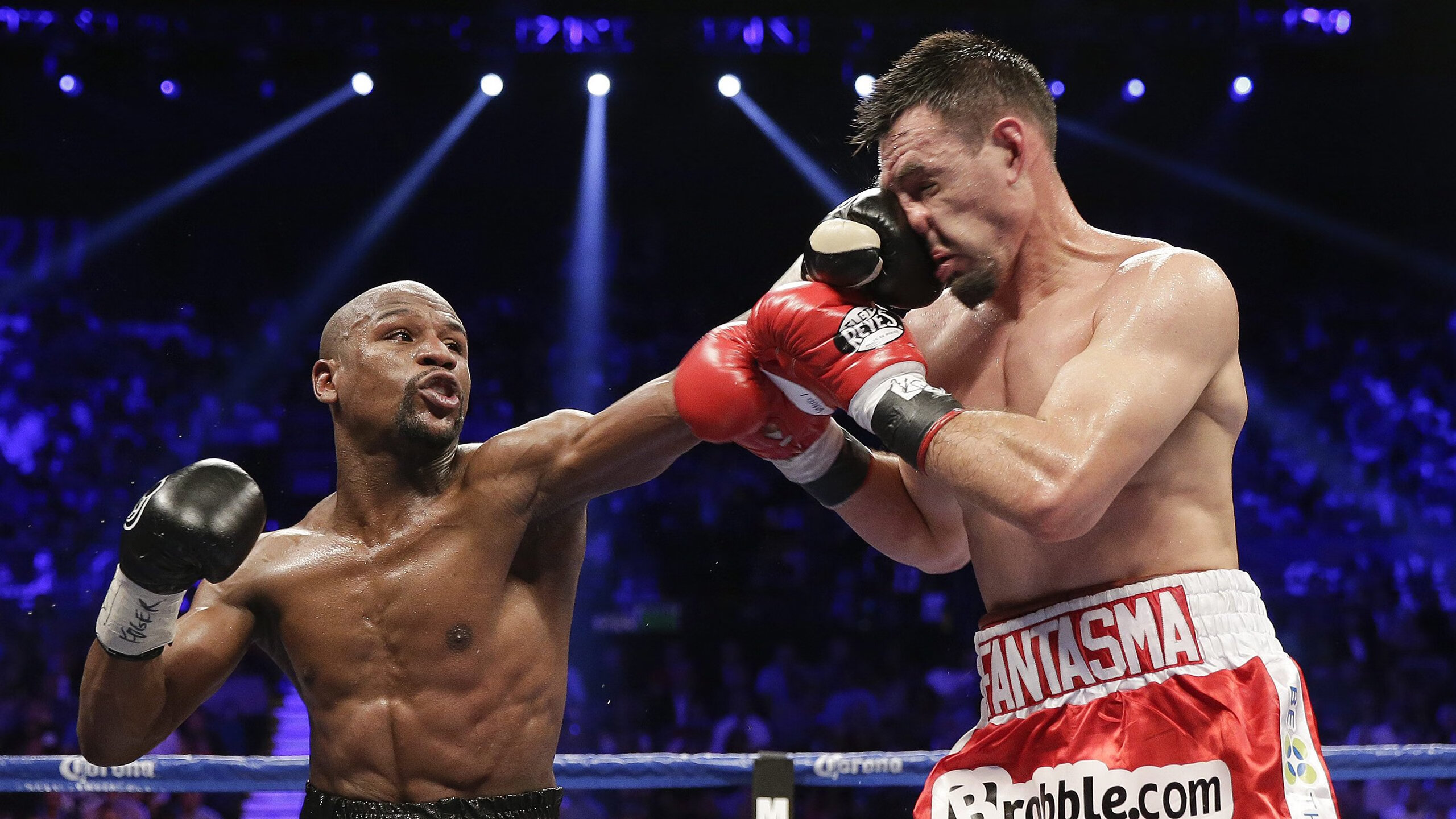 詹姆斯连续三场比赛得分超过爆冷,篮网不断突破!气势如虹延续